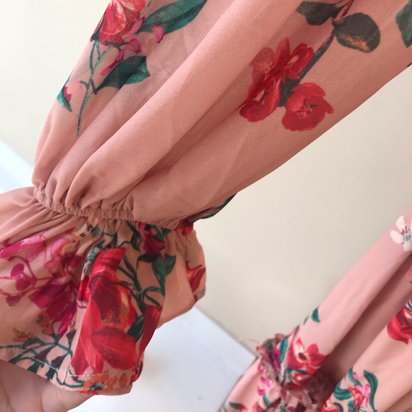 Medium VICI Pink Floral Dress with cutout NWT - Picture 3 of 11